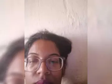 Bongacams Live Sex Cam of IndianBeaut