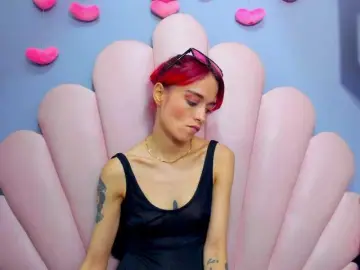 Bongacams Sex Cam of LUCYMILLER