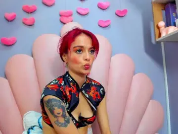 Bongacams Live Sex Cam of LUCYMILLER