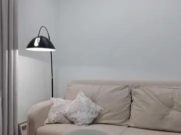 Bongacams Sex Cam of LittleForestELF2