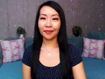 Bongacams Sex Cam of Sarahsexygirl