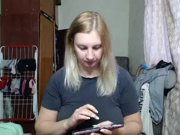 Bongacams Private Sex Chat of BustyBlondy