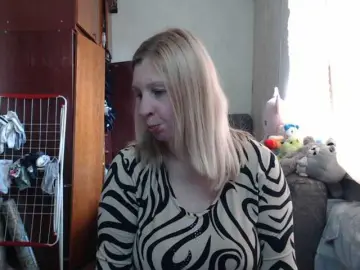 Bongacams Live Sex of BustyBlondy