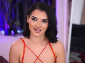 Bongacams Watch Live Sex Cams of NaughtyyChloe