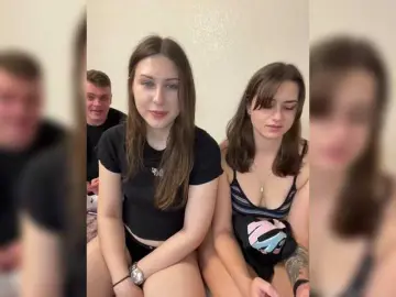 Bongacams Adult Video Chat of Cherry-berryMax98