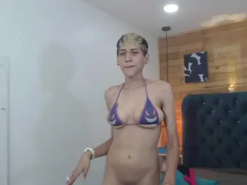 Bongacams Nude Webcam of HottAlexxxa