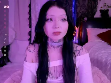 Bongacams Free Porn Cam of Leinbone