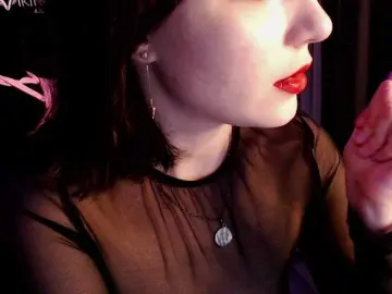 Bongacams Live Sex Cam of dolll-maiya