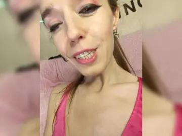 Bongacams Watch Live Sex Cams of StarKristy