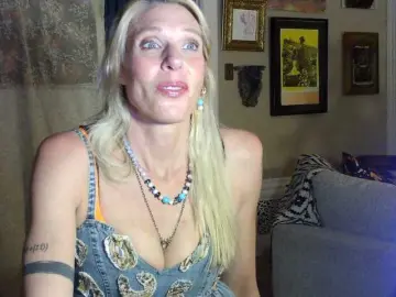 Bongacams Private Sex Chat of mylfGlama