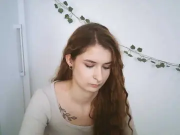 Bongacams Free Porn Cam of HotNina19