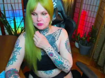 Bongacams Watch Live Sex Cams of HellGa