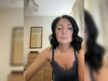 Bongacams Nude Webcam of monlightmuse