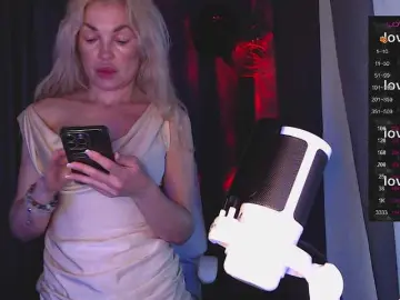 Bongacams Free Porn Cam of Margo77-1