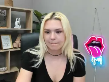 Bongacams Adult Video Chat of SweetLilyxo