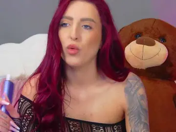 Bongacams Free Live Porn of CrystalRed