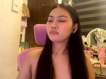 Bongacams Free Porn Cam of LesliDine