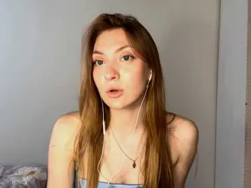 Bongacams Private Sex Chat of MyrticeDollen