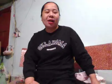 Bongacams Live Sex Cam of SexyQueen86