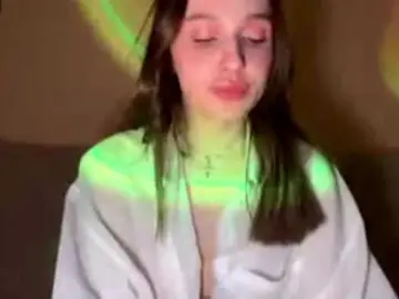 Bongacams Adult Video Chat of HollieDurand