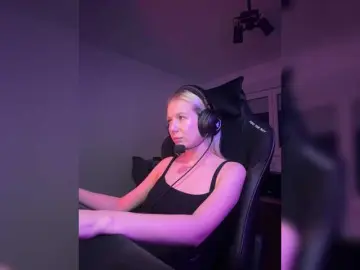 Bongacams Live Sex Cam of RanyLoveTomson