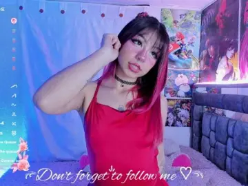 Bongacams Watch Live Sex Cams of Sweetred11