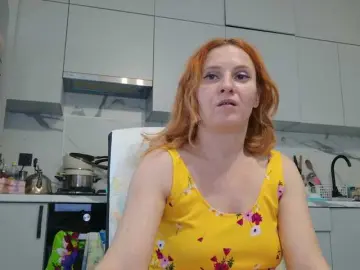 Bongacams Best live sex cam show of ladybigsmile