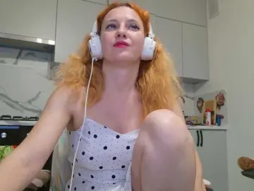 Bongacams Best live sex cam show of ladybigsmile