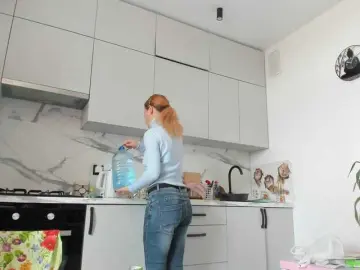 Bongacams Watch Live Sex Cams of ladybigsmile