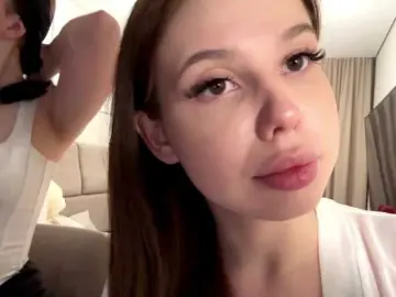 Bongacams Live Sex Cam of PinkClouds