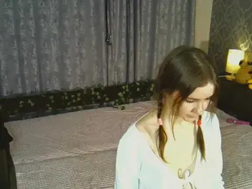 Bongacams Sex Cam of LittleLisse
