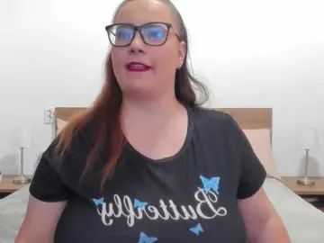 Bongacams Free Live Porn of amiravyxen