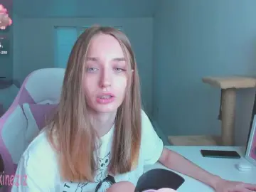 Bongacams Watch Live Sex Cams of Polikinesis