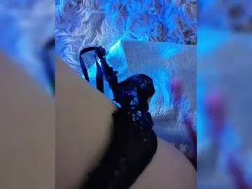 Bongacams Sex Cam of amazingtits-5D