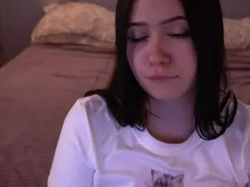 Bongacams Watch Live Sex Cams of SecretKiraa