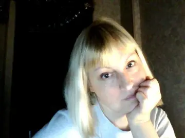 Bongacams Best live sex cam show of krisss2016