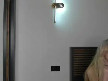 Bongacams Watch Live Sex Cams of LucyStars