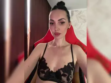 Bongacams Free Live Porn of LolaFox