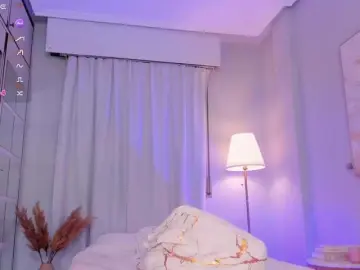 Bongacams Best live sex cam show of LeahJones