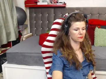 Bongacams Adult Webcam of kellysurfing