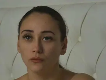 Bongacams Free Live Porn of AliceMunro