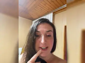 Bongacams Live Sex Cam of Mari