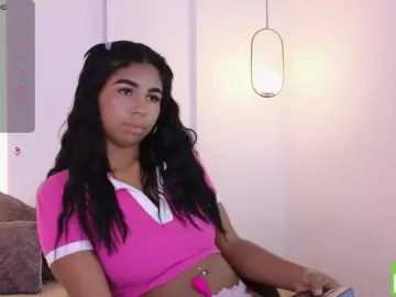 Bongacams Watch Live Sex Cams of Lana-Starlett