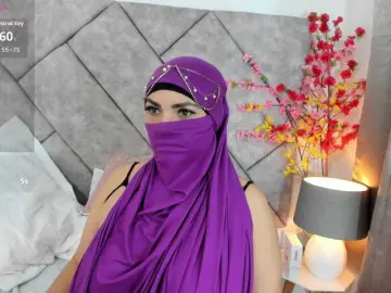 Bongacams Watch Live Sex Cams of naylaa-