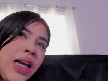 Bongacams Free Porn Cam of Lily-Woodz