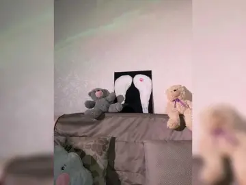 Bongacams Free Porn Cam of CutieDollBC