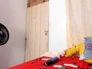 Bongacams Sex Cam of BlowMommy