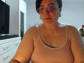 Bongacams Sex Chat of Emyllywhite