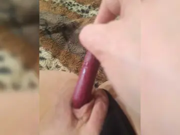 Bongacams Watch Live Sex Cams of qwerty1975-1