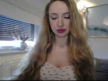 Bongacams Live Sex Cam of JulietteGlow